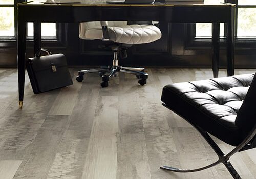 Pier park office laminate flooring | Floors Plus, Inc